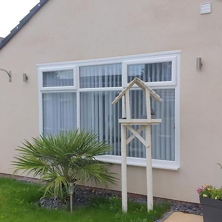 Near Liverpool Double Bedroom Hideaway Wirral Exterior photo